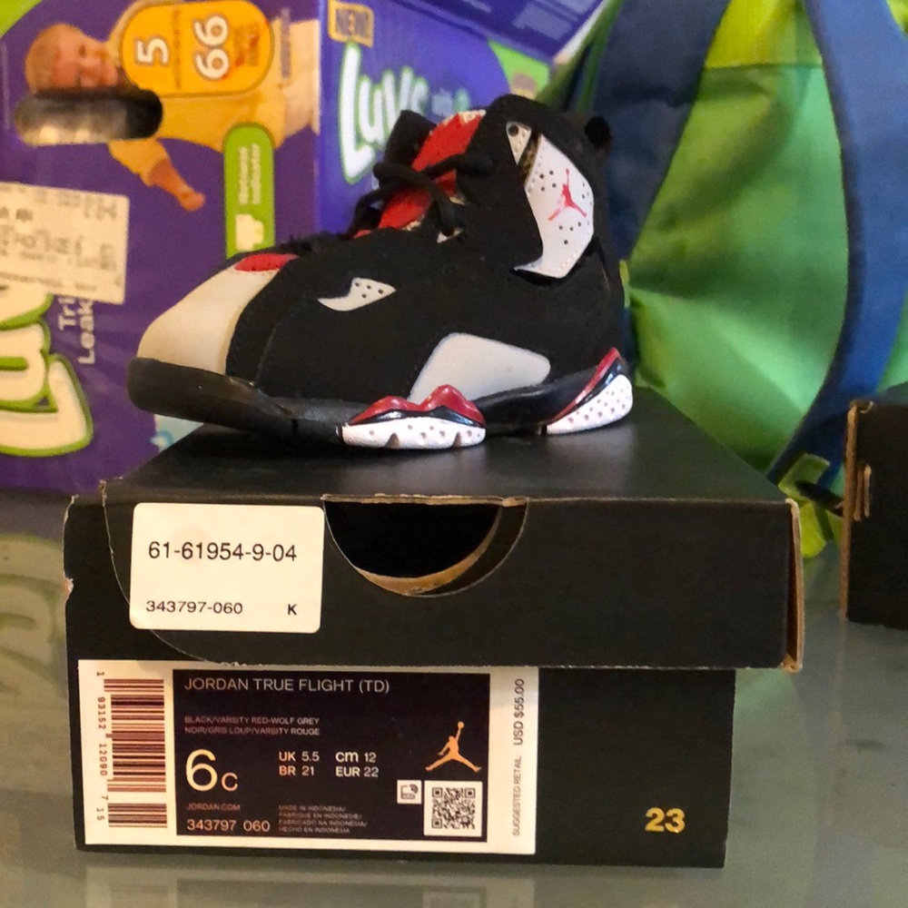 Jordan True Flights